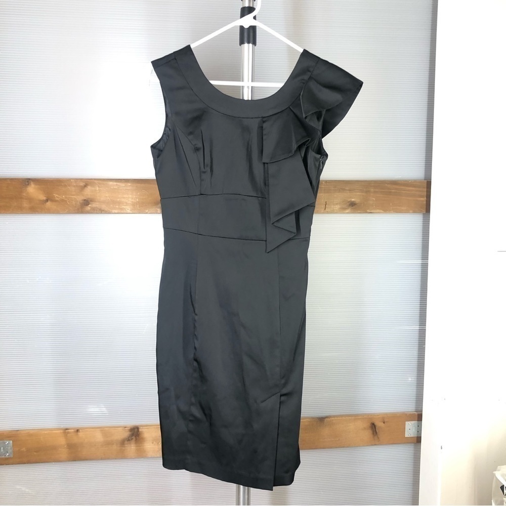 SUZY SHIER Satin Little Black Cocktail Dress‎ Ruffle Arm Sz S
